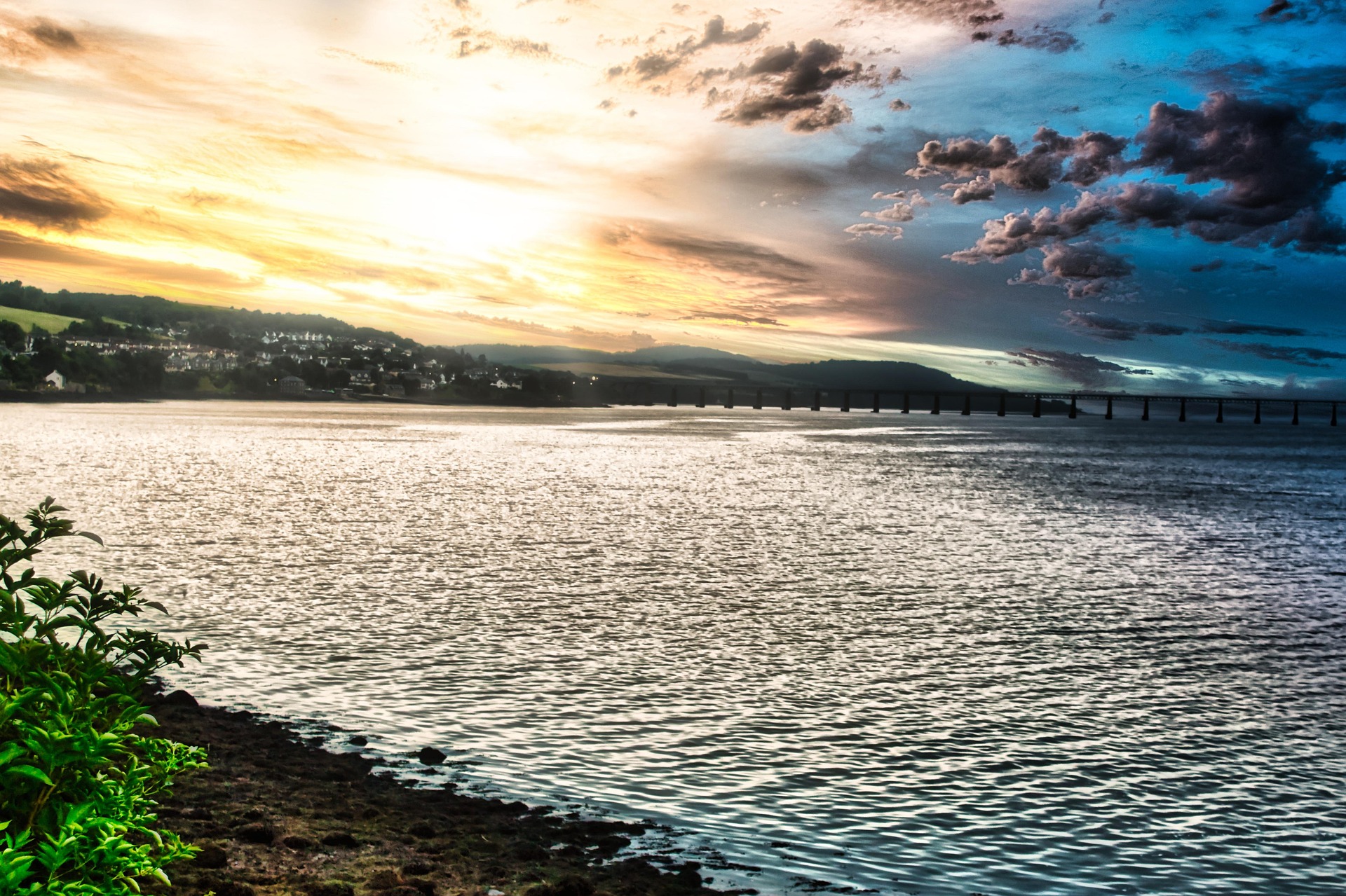 Dundee sea