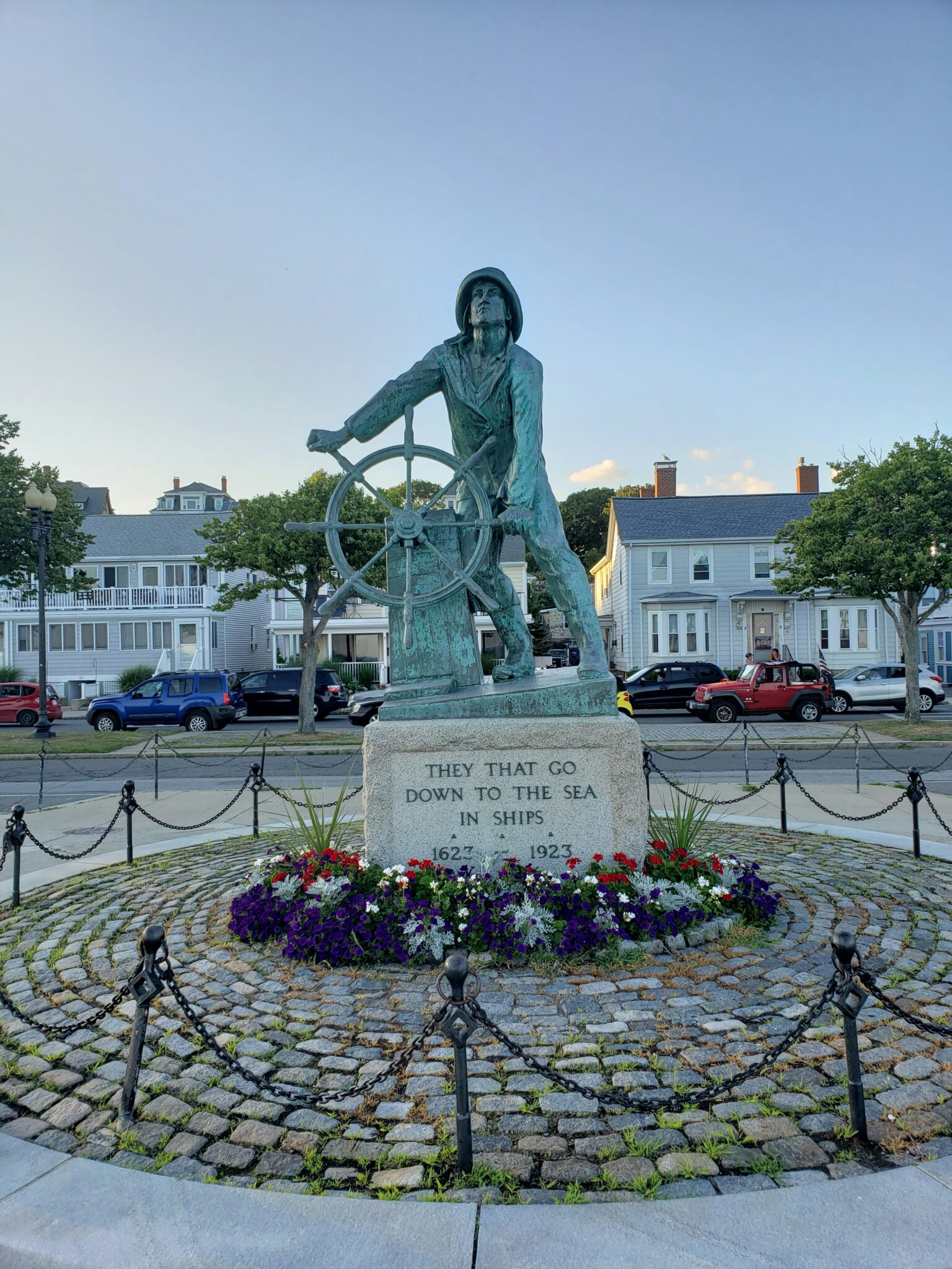Gloucester statue